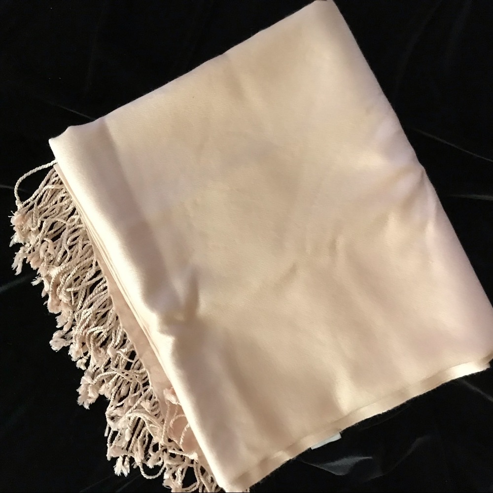 New shawl wrap